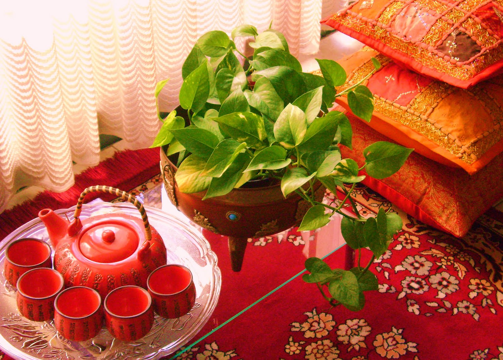 RAINBOW The Colours of India The Chinese tea set....and....My