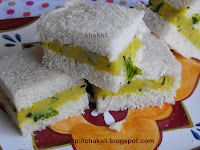 bread pakoda, pavachi bhaji