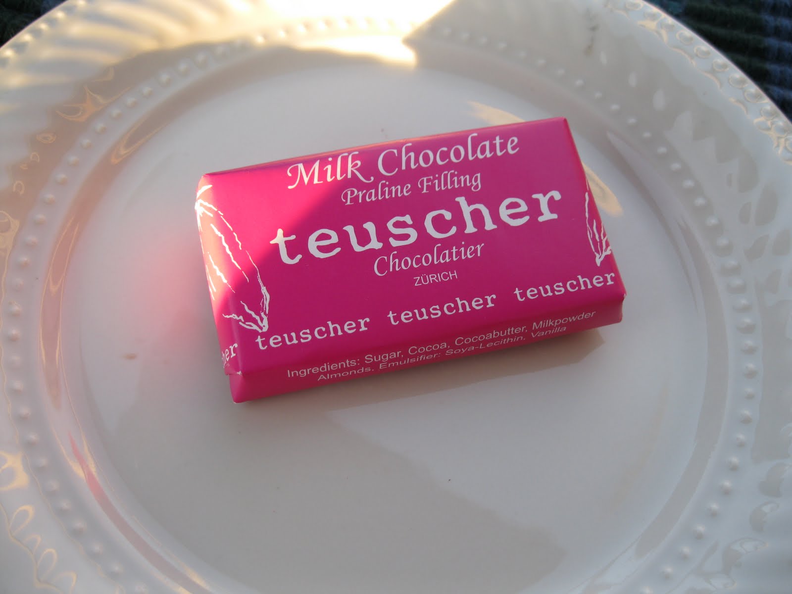 The District Chocoholic Teuscher Chicago Chocolate Bars Praline