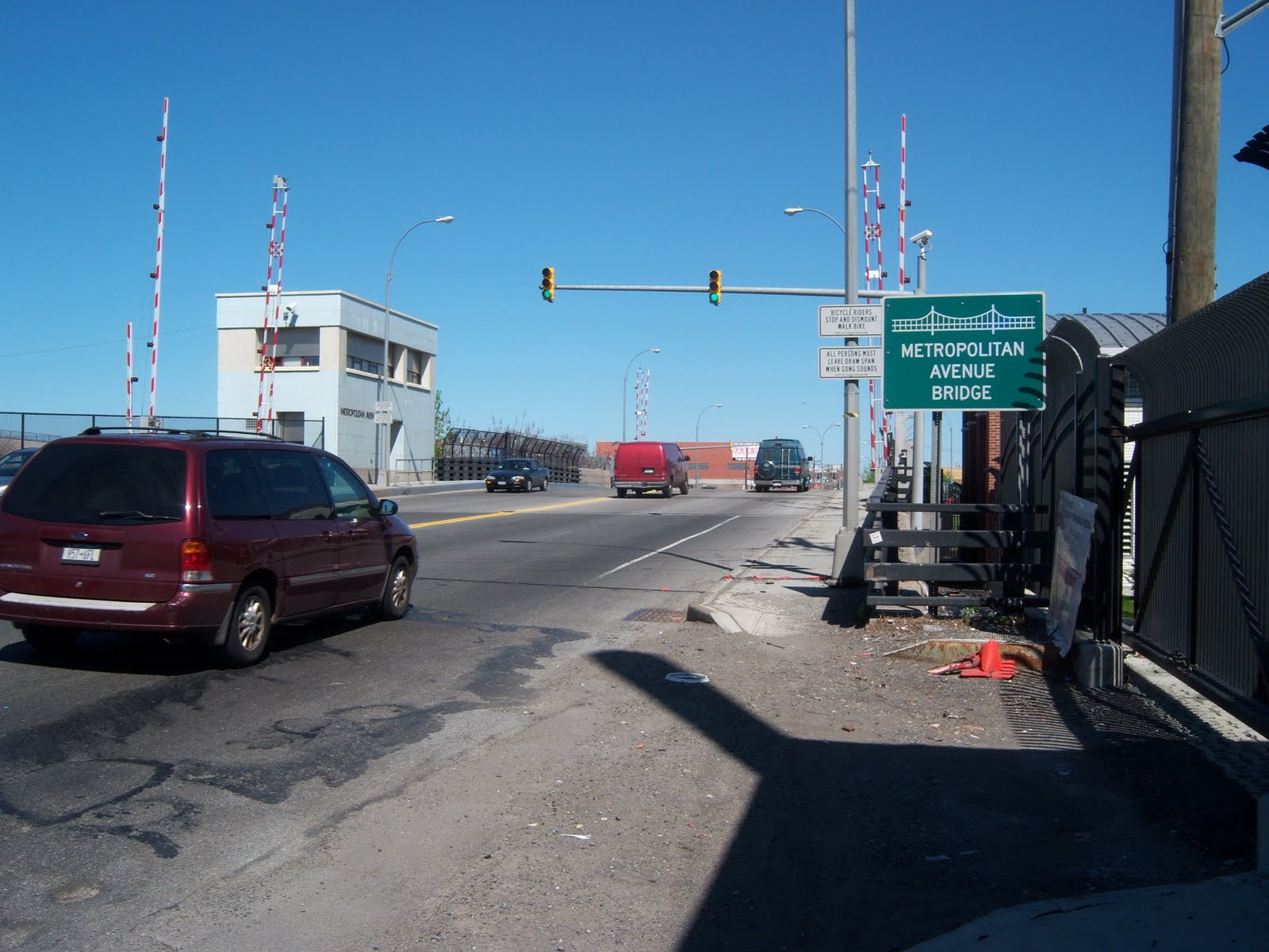 Long Distance Voyager Bridge of the Week 11 Metropolitan Ave. Bridge