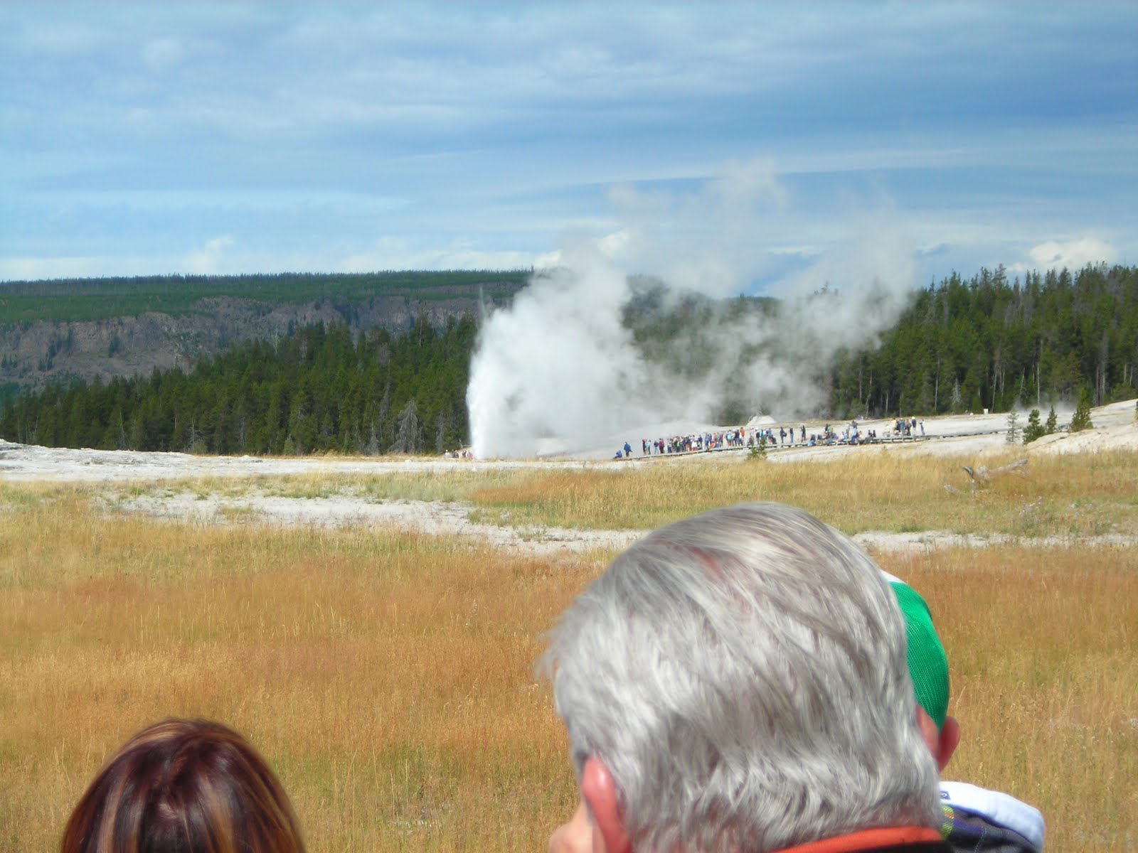 [Yellowstone+September+7,+2009+021.jpg]
