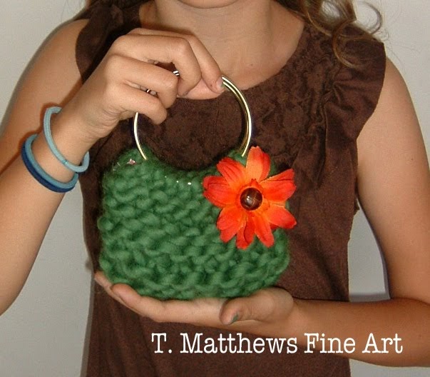T. Matthews Fine Art: Free Knitting Pattern - Peyton&#39;s Mini Purses