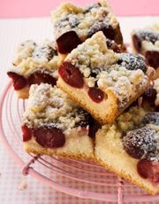 Cherry Crumble Cake