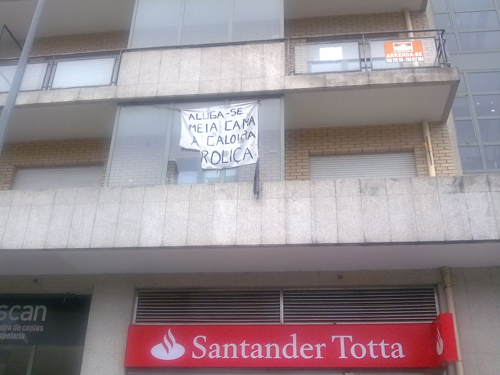 [meiacamacaloura.jpg]