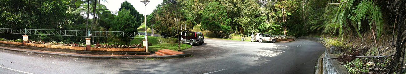 [Junction+Along+Jalan+Mager.jpg]