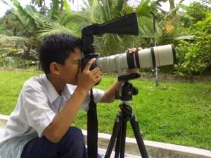 Firdaus with Camera EOS400D and 400mm f5.6 L