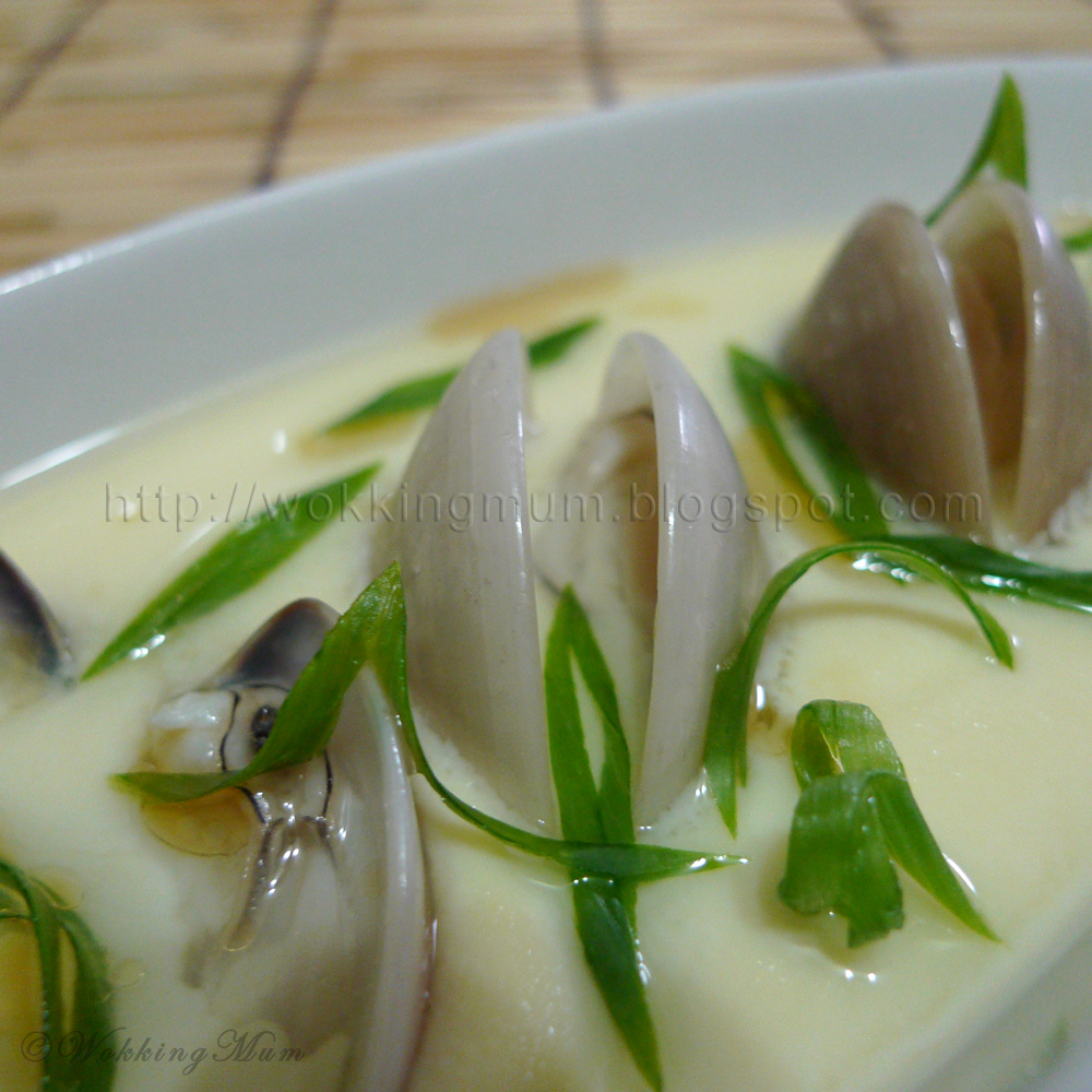 Let's get Wokking! Steamed Egg Custard with Clams 蛤蜊蒸蛋 Singapore