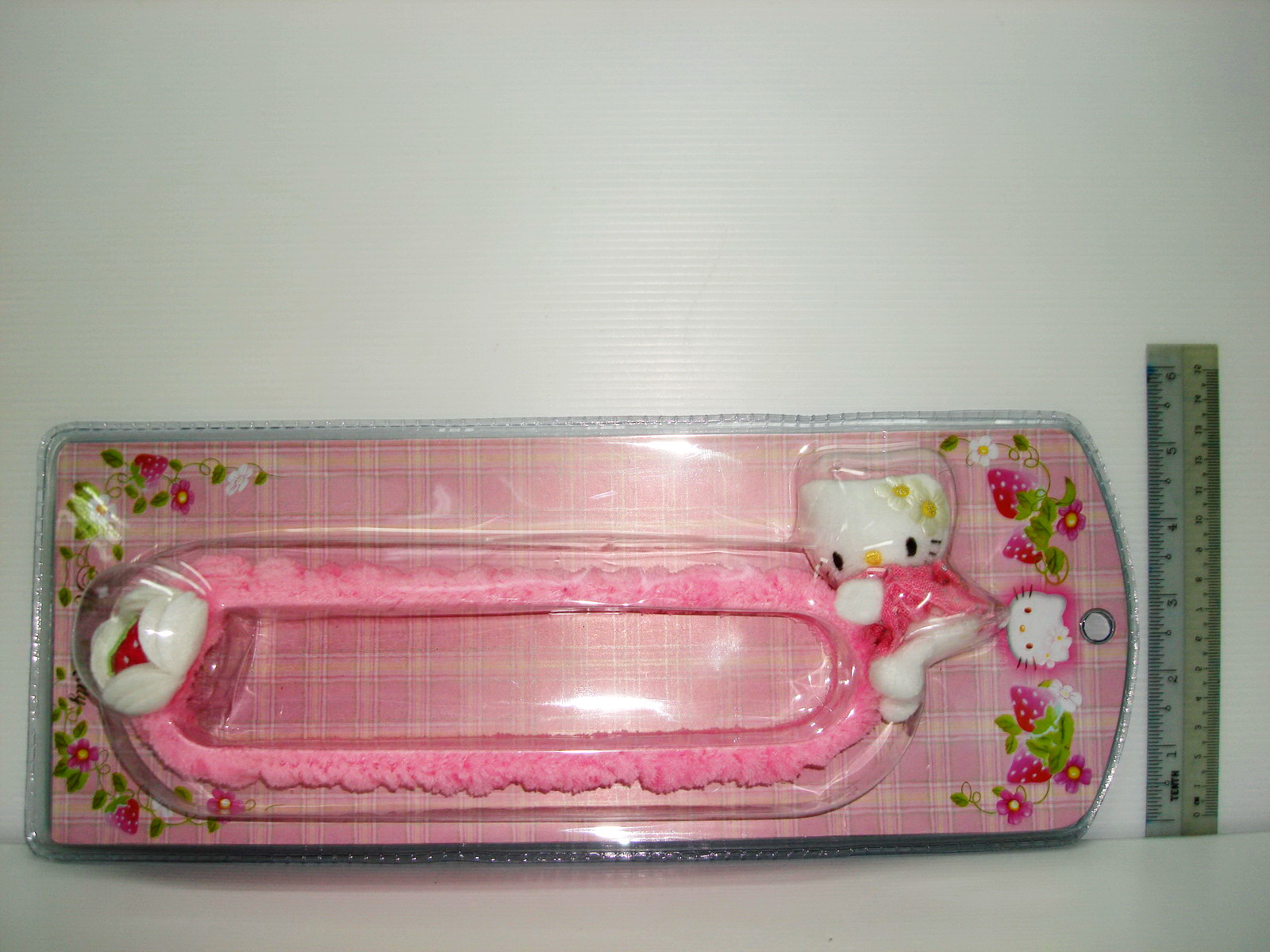 it's all about PiNK.. HELLO KITTY STRAWBERRY SERIES CAR ACCESSORIES