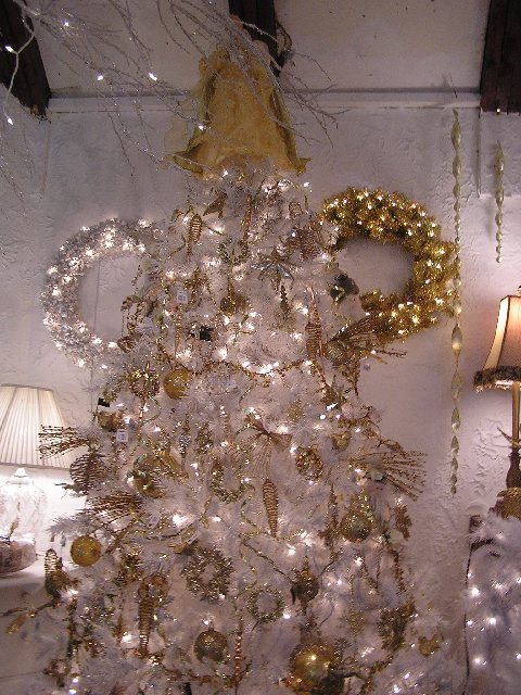 Kathy K. Picture of White and Gold Tree