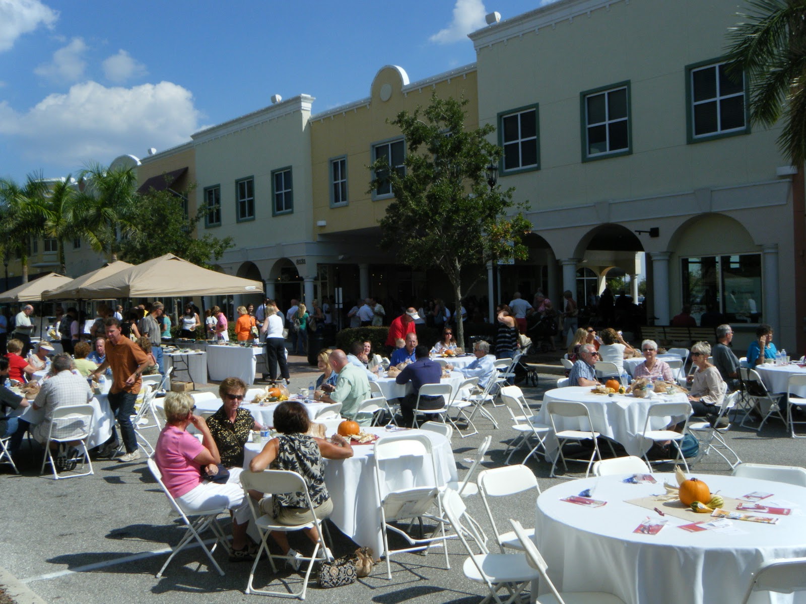 Palmetto Waits EMPTY BOWLS FUND RAISER FOR FOOD BANK