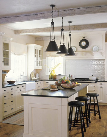 Kitchen Backsplash Tiles on Beautiful  I M Crazily In Love With Shiny White Backsplash Tiles