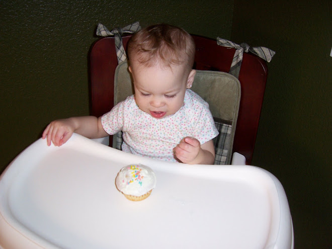 Madelyns birthday cupcake