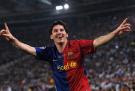 MESSI BANTAI LAWAN
