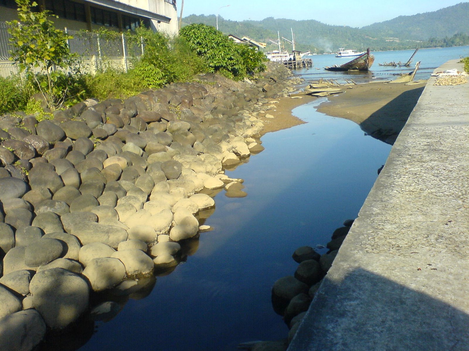 [DSC01070.JPG]