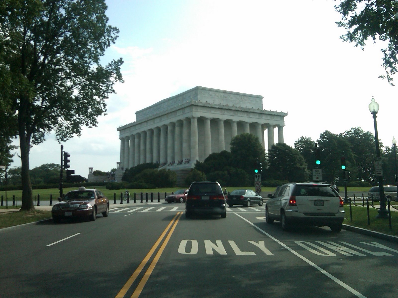 [lincoln_memorial.jpg]