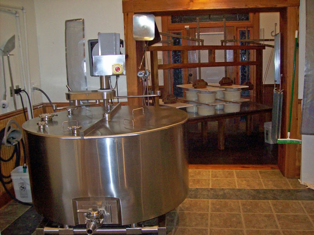 The Little Cheesemaker, Home cheesemaker-pasteurizer-vat