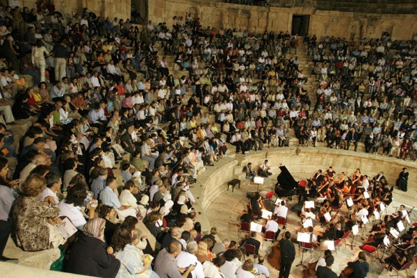 Dalla Scuola Popolare di Musica di  Donna Olimpia: sostieni le orchestre della Palestina