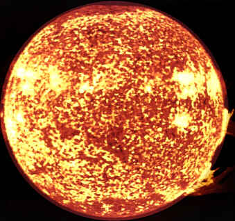 EN PRIMERA CLASE: LA BIOGRAFÍA DEL SOL