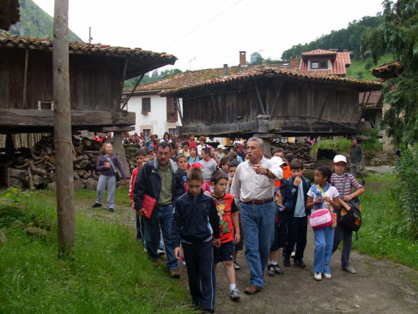 [DSCI0005.JPG]