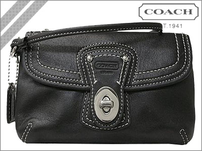 I ♥ bags.. Don&#39;t we all?: Coach Legacy Leather Large Flap Wristlet 41940