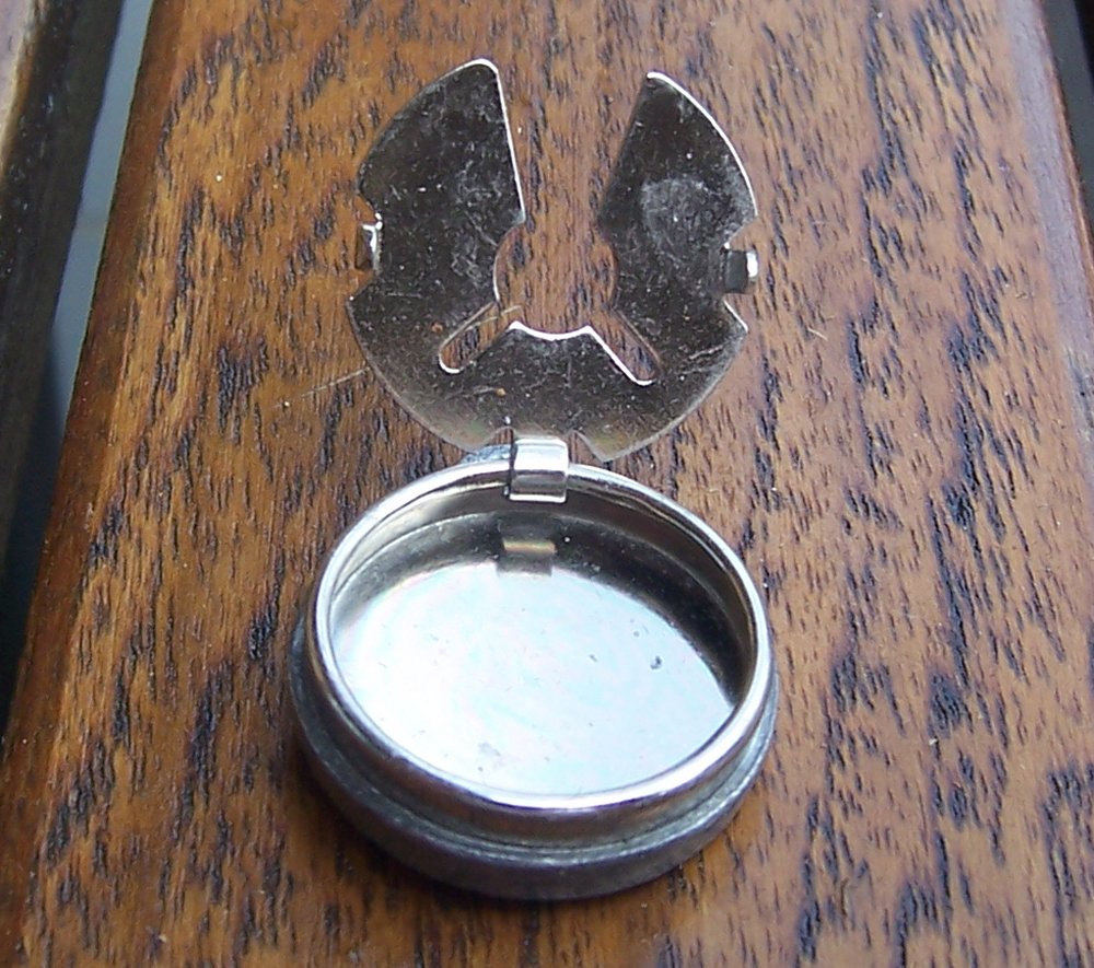 P8 Buttons & Fabrics Button Wednesday Button Covers