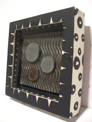 DIY Art Painted Wood Shadowbox Coin Display DIY, shadowbox, art, crafts, coins, repurposed