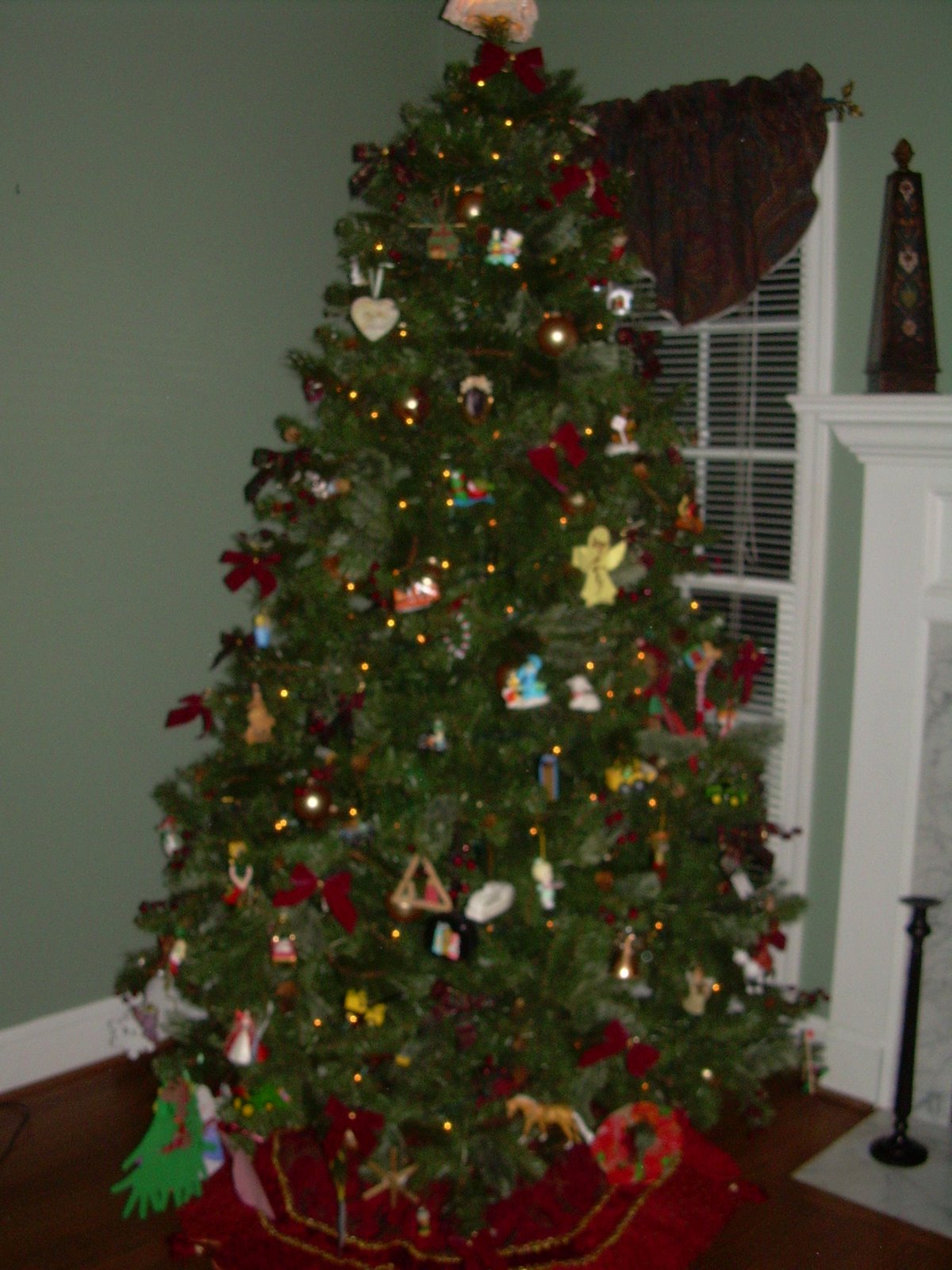 [better+chistmas+tree.JPG]