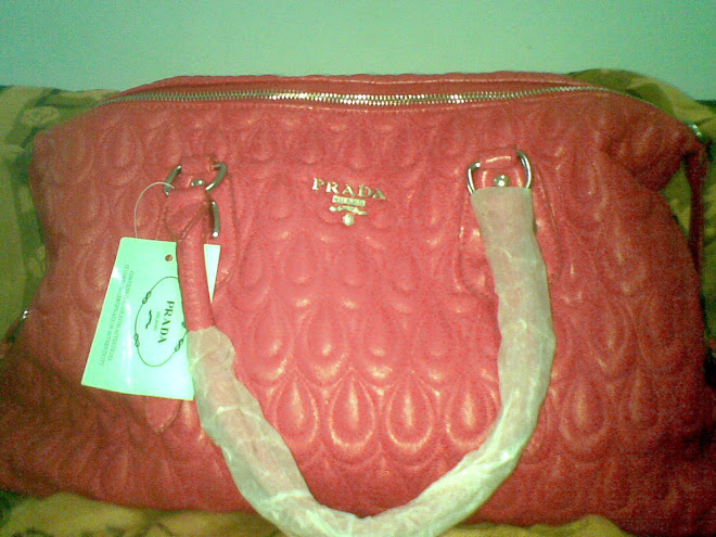 Bag Prada..Large Red Colour..