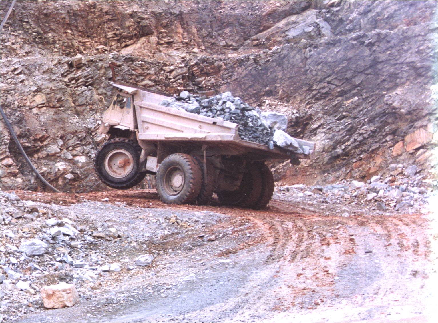 mining engineering Efficient Haul Roads