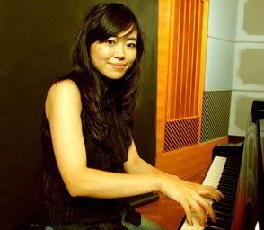 Hiromi Uehara - Wallpapers