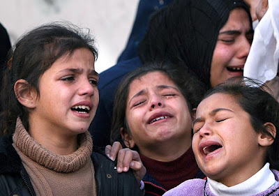 http://3.bp.blogspot.com/_NNGUMwC7UBc/SZOwuUBYnoI/AAAAAAAAASo/QBK5HswpxUE/s400/44398563+-+Air+Mata+Anak-anak+Palestina.jpg