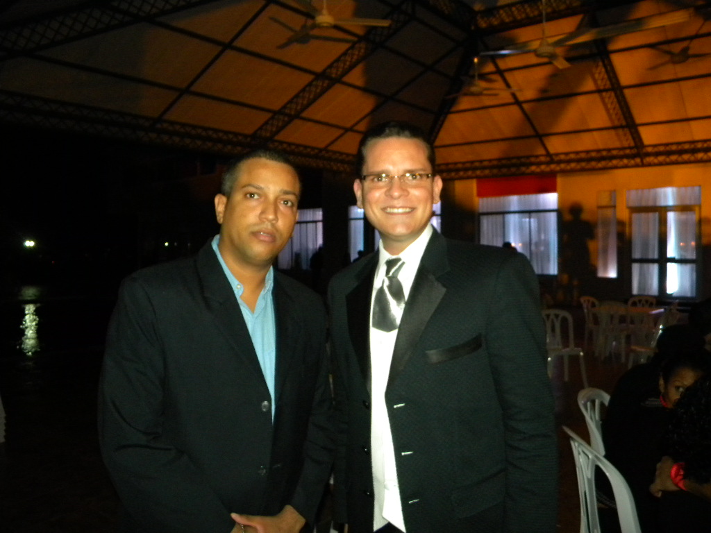 D' MOCA PARA EL MUNDO: Francisco Sanchis y Edson Reinoso