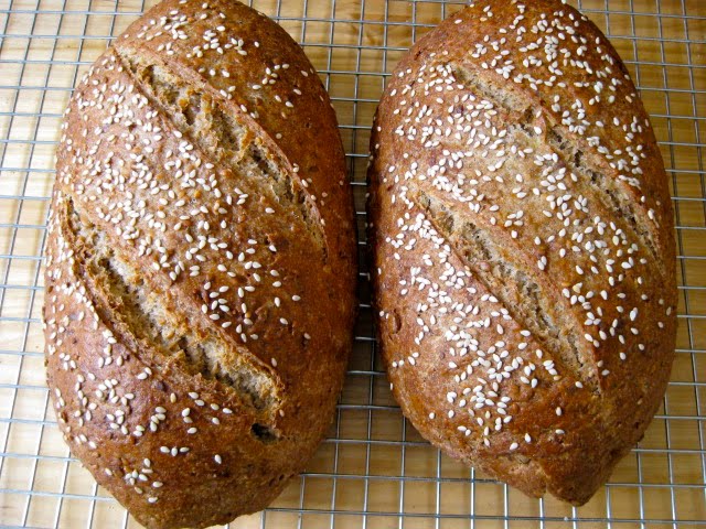 Brot &amp; Bread: German Many Seed Bread - Deutsches Mehrkornbrot
