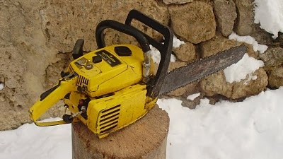 McCulloch Pro Mac 700 chainsaw