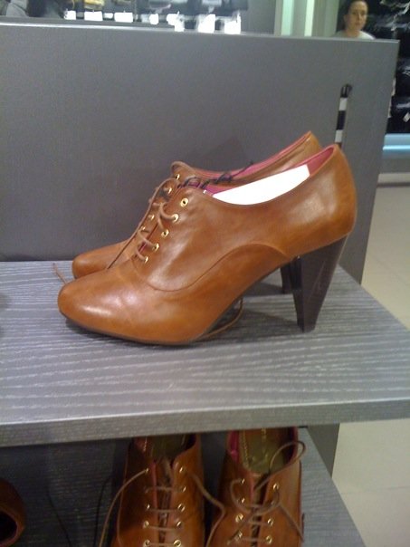 [6924_256321355233_536235233_8896823_6559009_n.jpg]