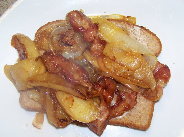 Æbleflæsk (Apple with Pork) 