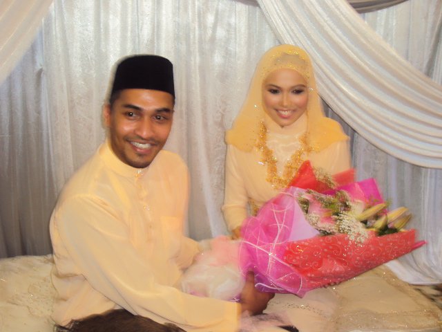 [photo] Pertunangan Farah AF2 Dengan Ahli Perniagaan | macam macam ada