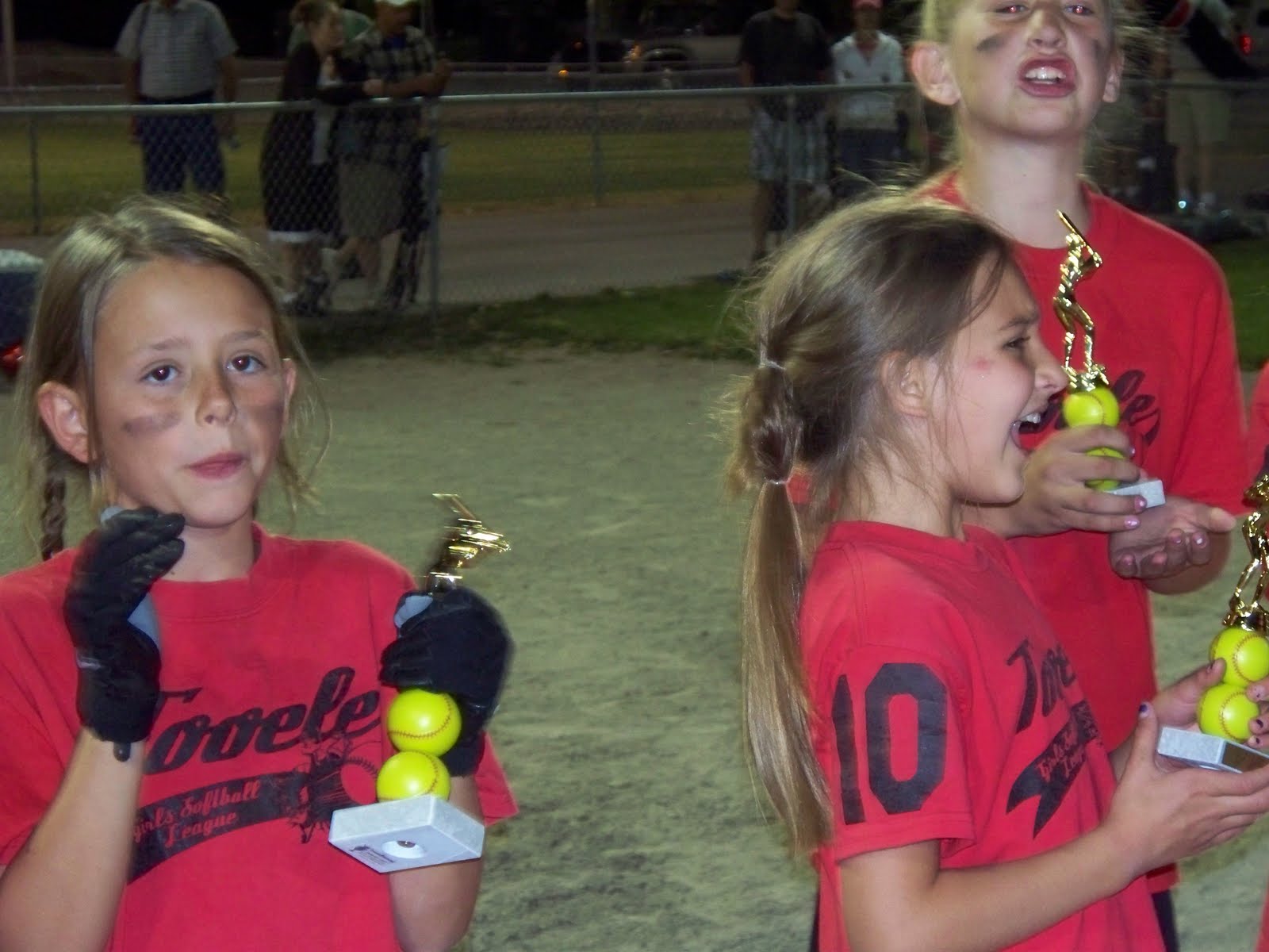 Karie Lyne CHAMPIONS 10 Year Old Girls Softball pin-on-nani-hair