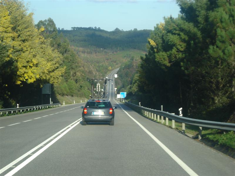 [DSC00558+(Medium).JPG]