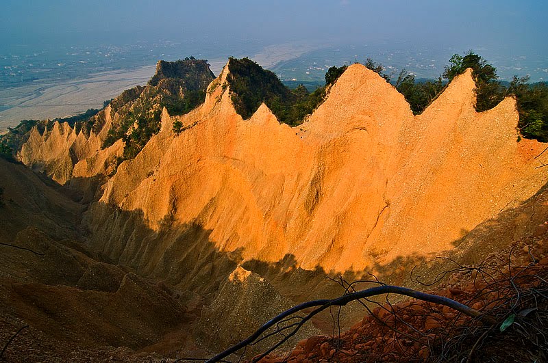 台 灣 走 透 透: 火炎山 -- 2010/3/30