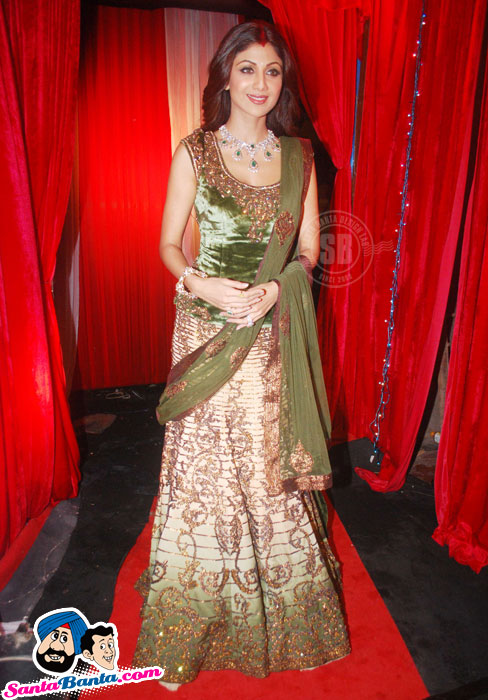 Newly Wed Shilpa Shetty Shine at Zara Nachke Dikha Finale