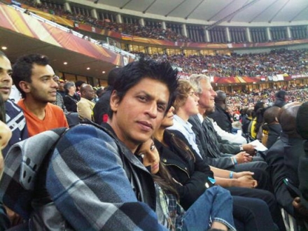  Shahrukh Khan at football world cup!