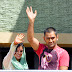 Dhoni, Sakshi Bhabhi at Kolkota Airport