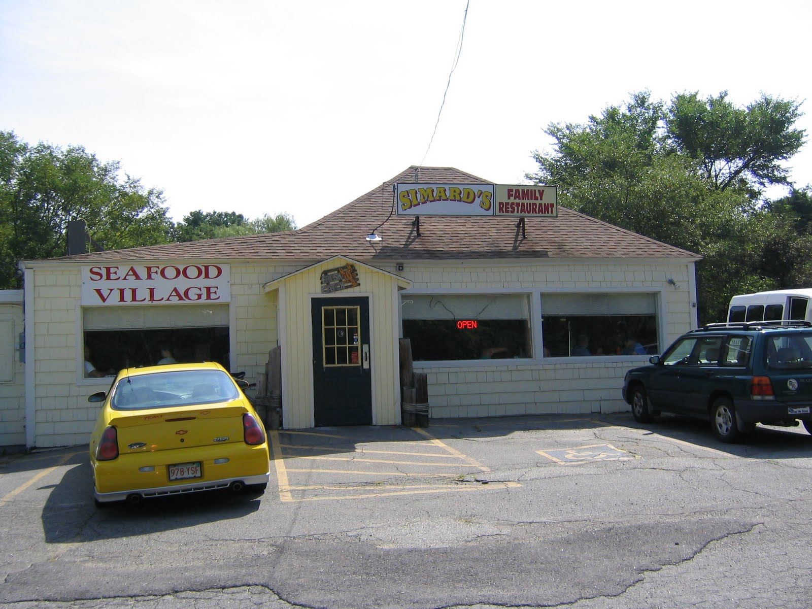 Boston Food Blog Simard's Family Restaurant/501 Newburyport Turnpike