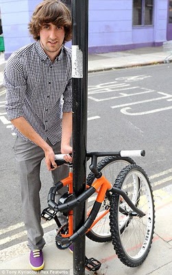 بريطاني يخترع دراجة ضد السرقة-ابداعات البشر-منتهى