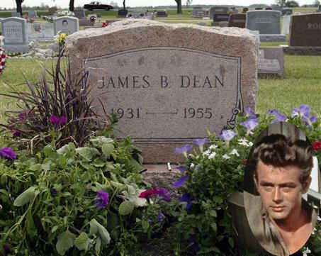 The World's Most Famous Celebrity Grave Sites - funnywebpark