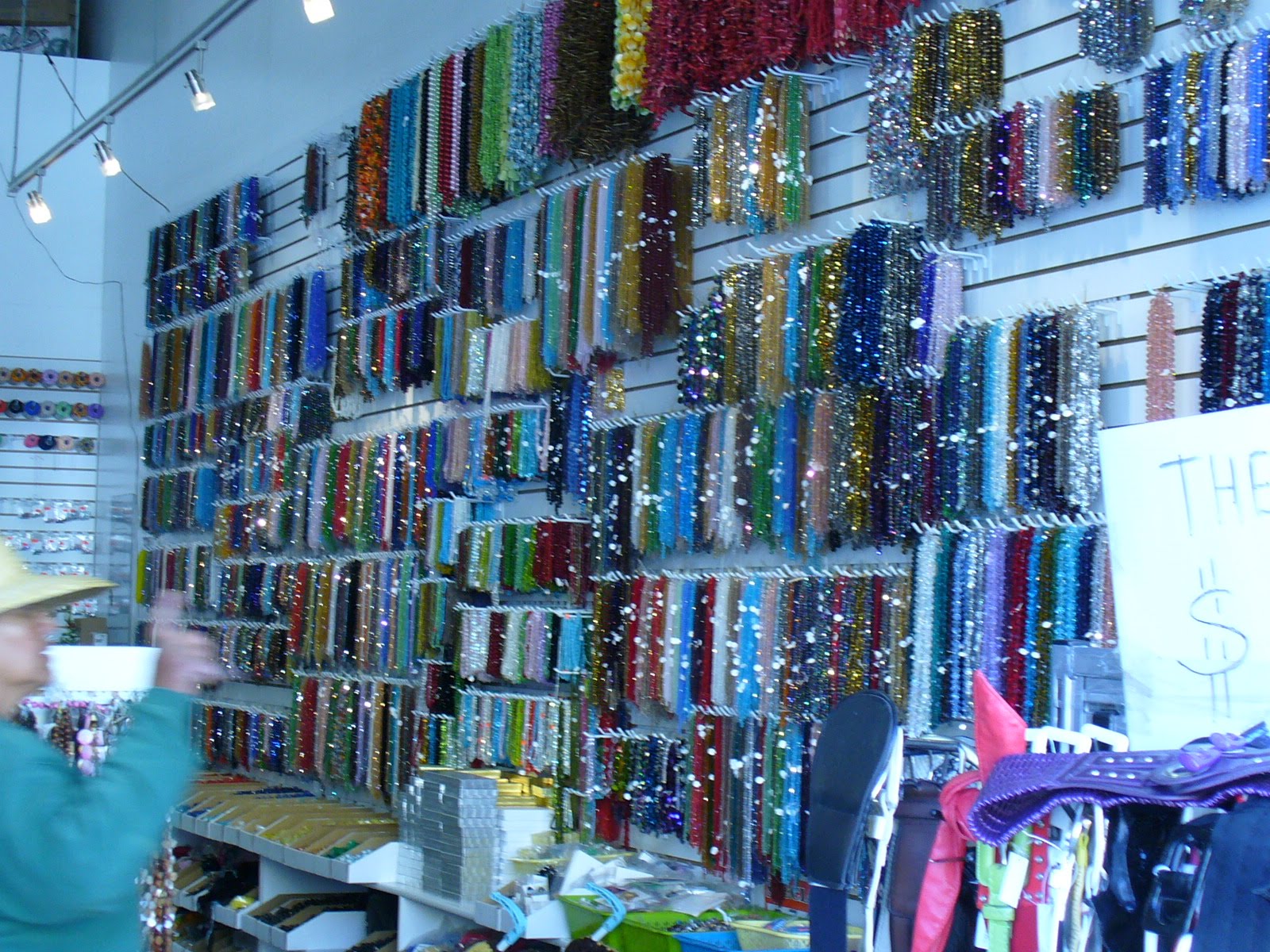 stitching-like-crazy-la-fashion-district
