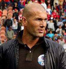 [220px-Zinedine_Zidane_2008.jpg]