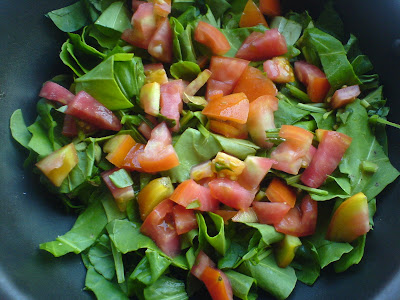 Spinach, Mushroom, and Tomato Salad
