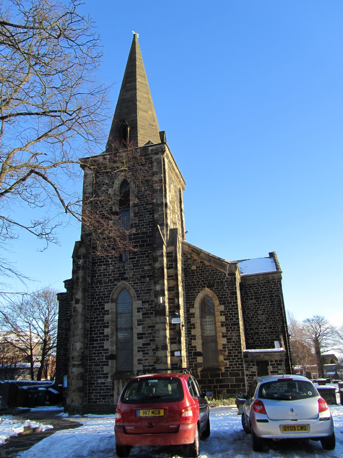 Little Sealed Packages Holy Trinity, Low Moor